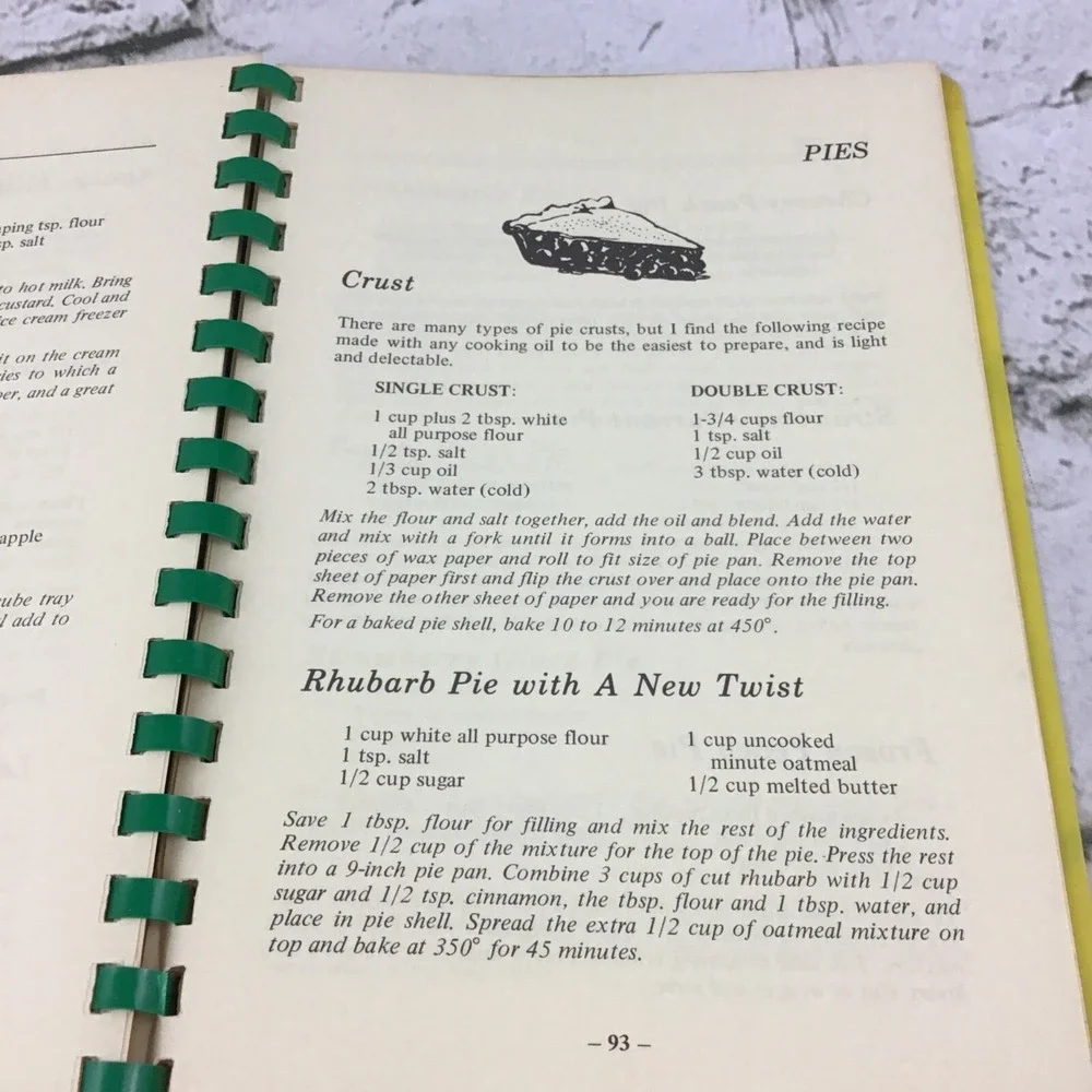 It's a Daisy Cookbook‎ by Boo Leet Vintage 1974 Cookbook